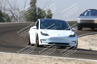 media/Nov-08-2025-Speed Ventures (Sat) [[1c7a6332f5]]/TC B/Session 2 (Turn 2)/